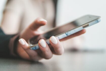 Phone Addiction and Brain Health: Finding Balance